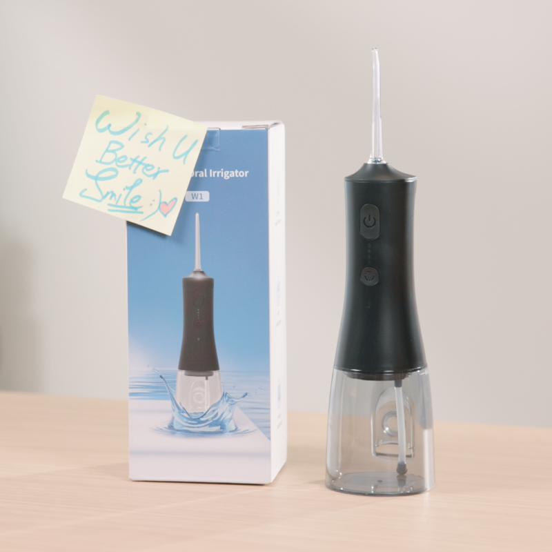 W1 | Portable Waterproof Oral Irrigator